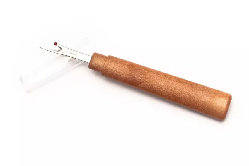 Seam Ripper, Large Wood Handle  (5-1/2