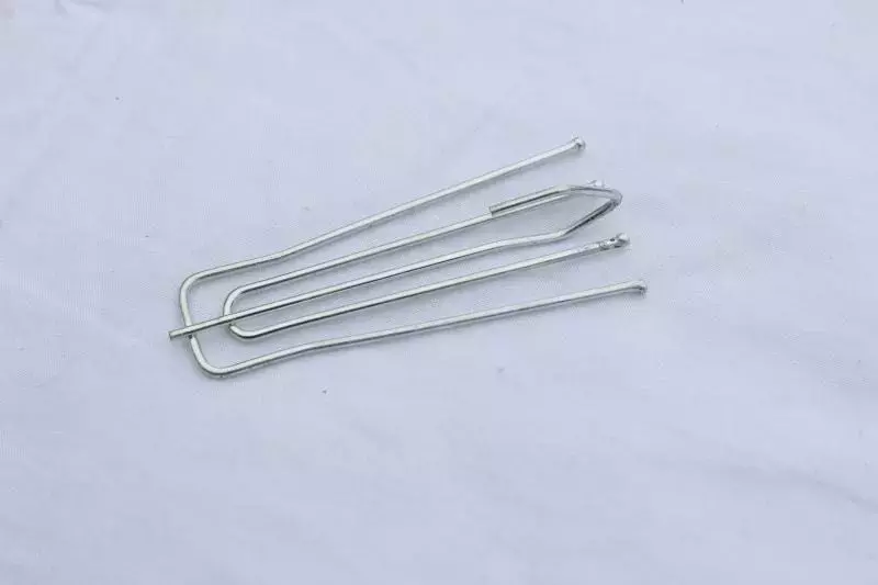 4 Prong Pinch Pleat Curtain Hooks 3